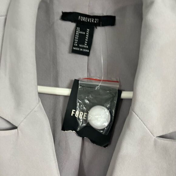 NWT Forever 21 Lavender Trench Coat Medium Minimalist Office Chic Boss Babe - Picture 6 of 9